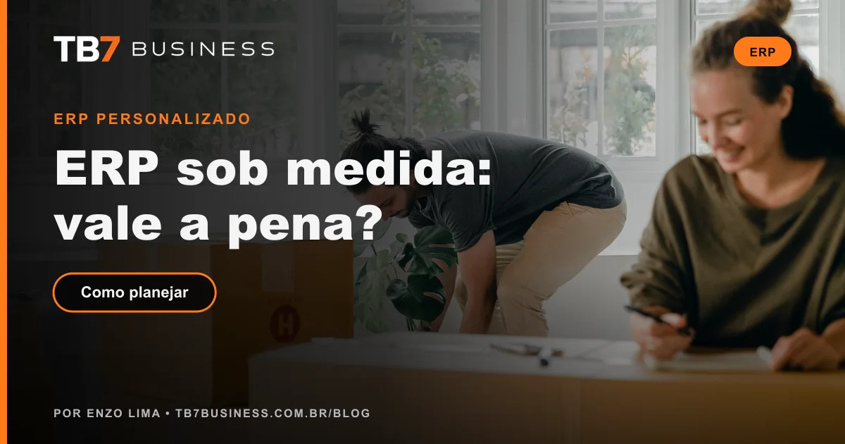 Pessoas organizando pedidos e estoque com apoio de um sistema de gestão